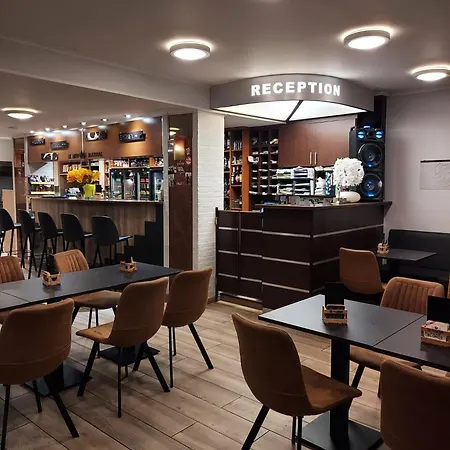Le New Matinal Hotel La Louviere