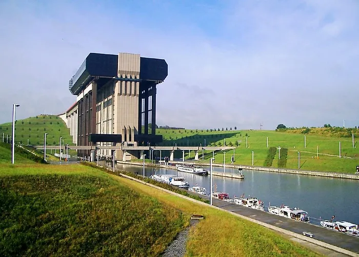 Le New Matinal Hotel