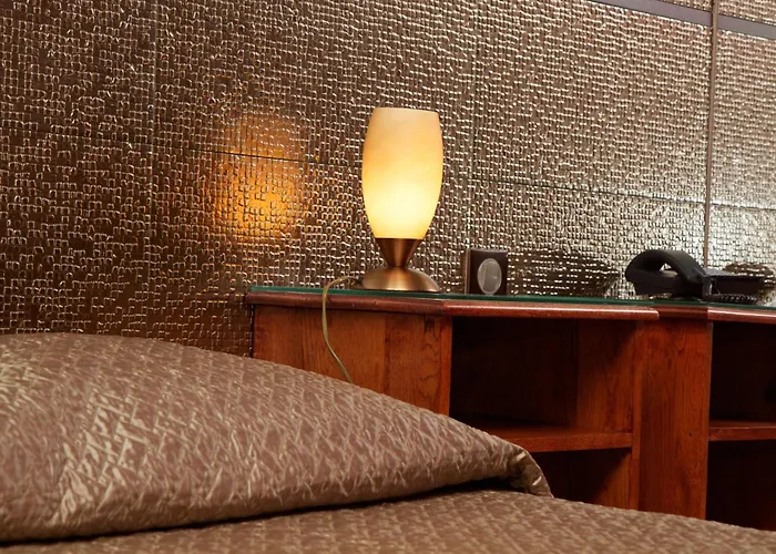 Le New Matinal Hotel